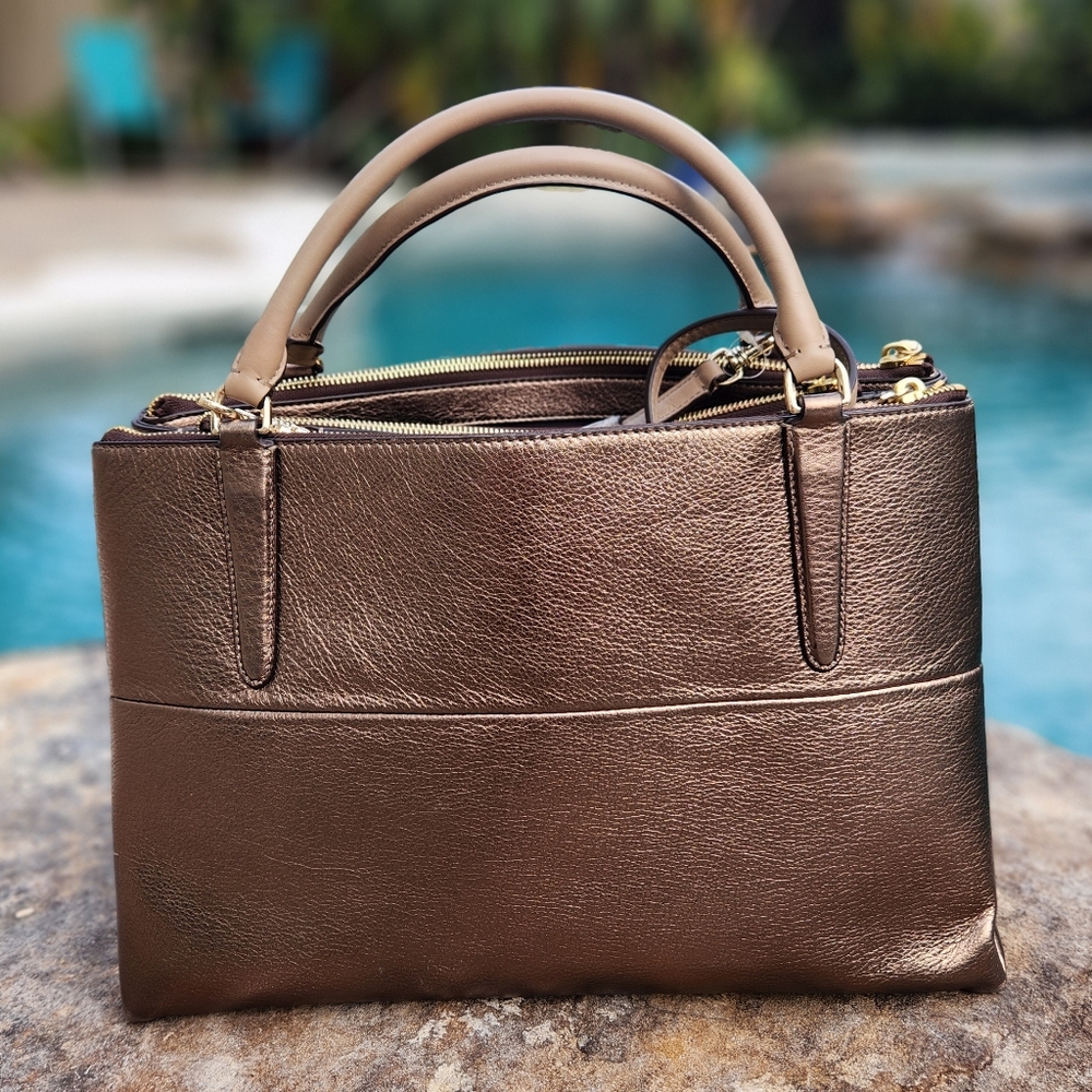 NWT Coach The Borough Bag In Metallic Leather - Picture 2 of 11
